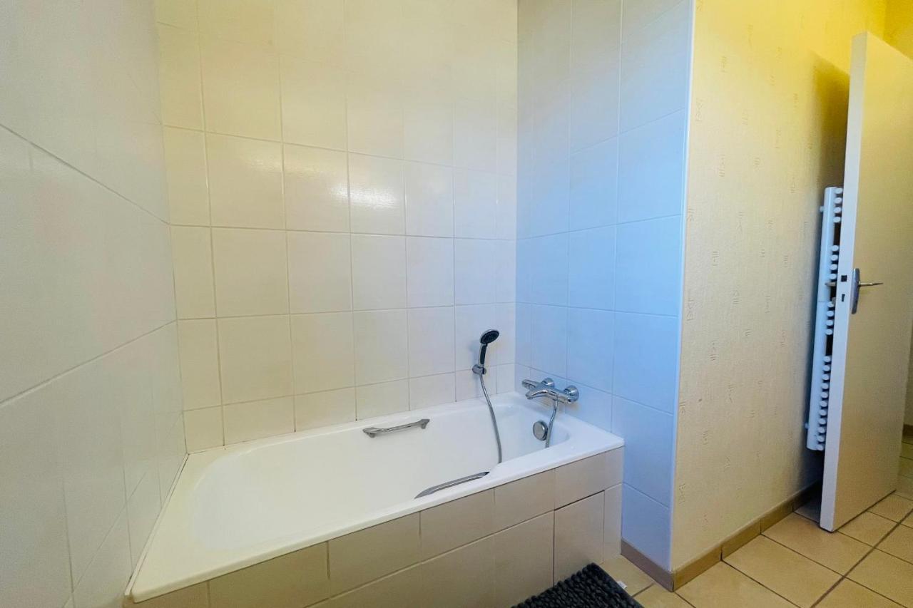 The House Of The Green Way A Charming Pied-A-Terre For Your Walks In Toura Joué-lés-Tours Ngoại thất bức ảnh